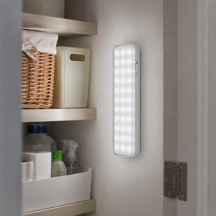 LAMPARA DE EMERGENCIA 30 LED MACROTEL