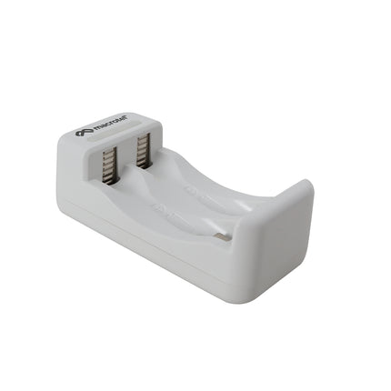 Cargador Pilas AA / AAA + 2 pilas AA 2300 y 2 pilas AAA 1000